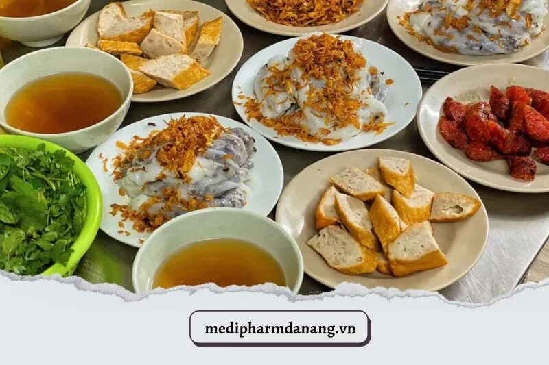Bánh cuốn nóng Linh Chi