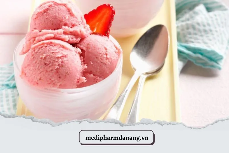 Cloudy Nitrogen Icecream & Drinks