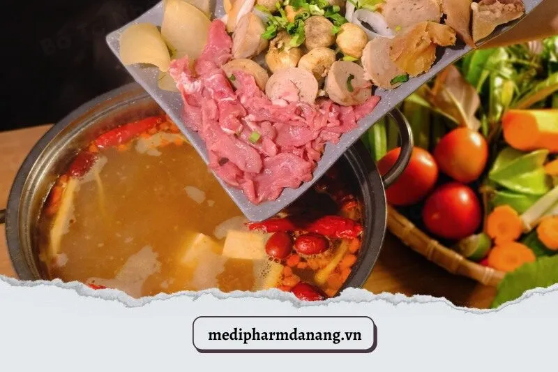 Tiệm Lẩu Bò Nhà Gỗ