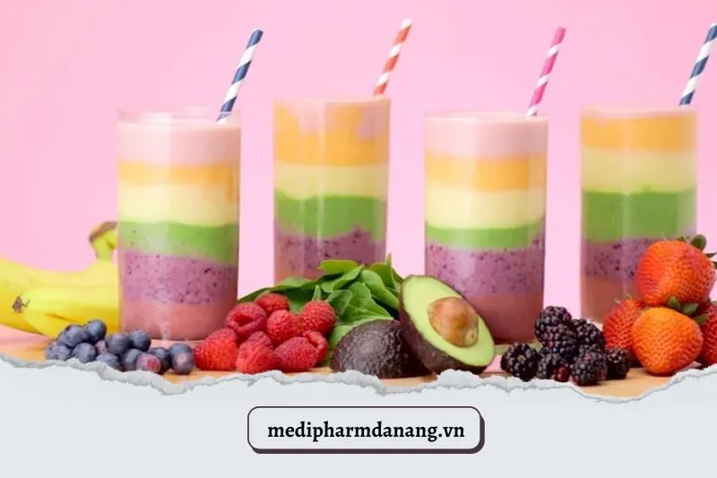 Sinh Tố Hồng Quyên